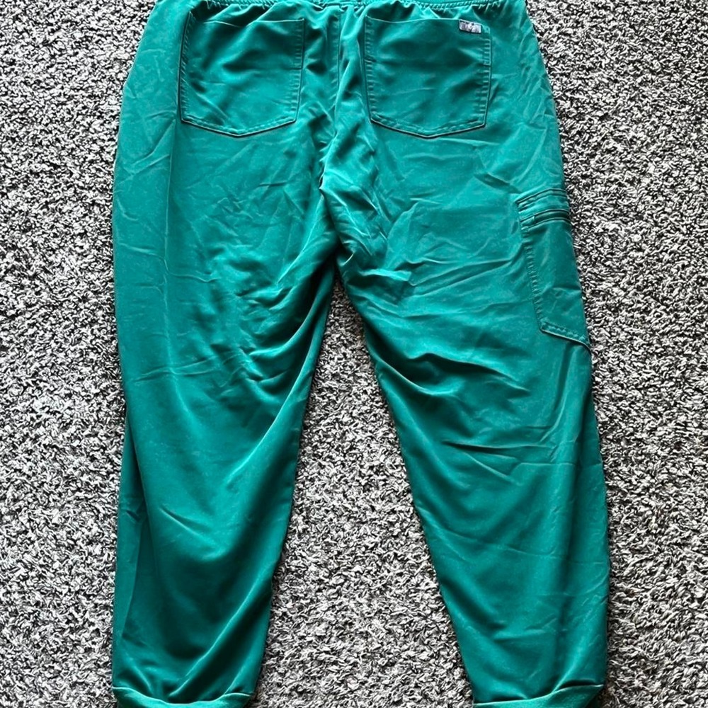 FIGS Zamora High Rise Jogger Scrub Pants Green Large Petite W23SW2016P - Picture 4 of 5